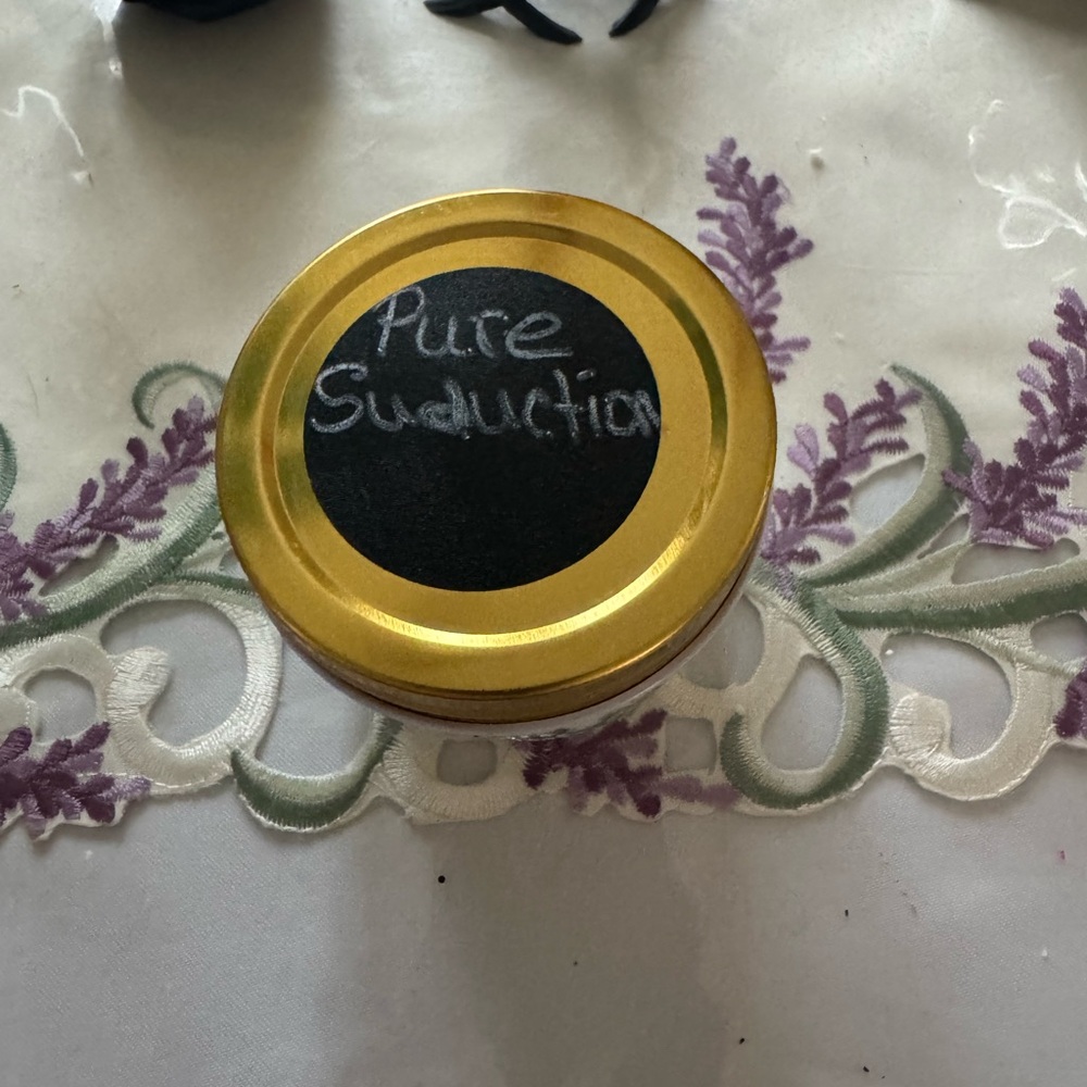 Pure suduction body butter 4oz glass jar
